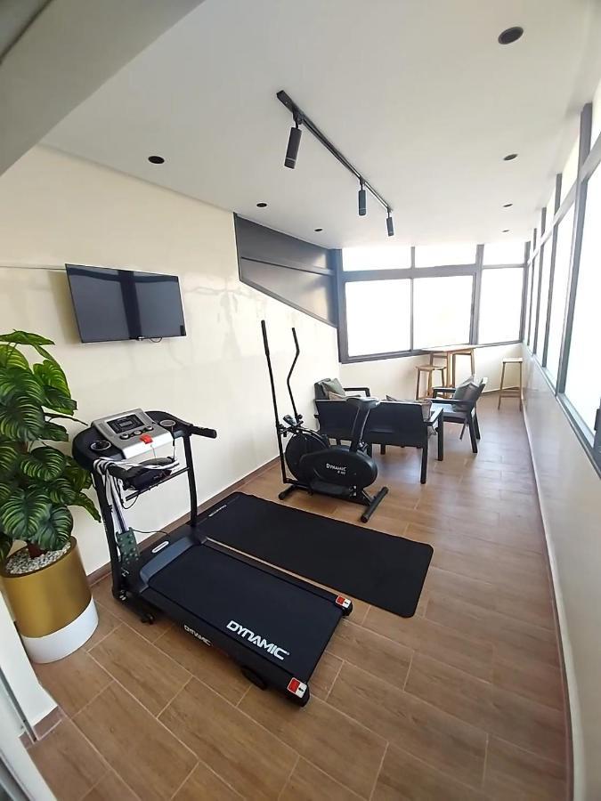 Modern Apartment Opposite The Hassan2 Mosque, Very Well Equipped And Stylish, 85 M2 With Gym And Direct Sea View With Underground Garage , Prohibits Unmarried Couples Of Arab Origin 카사블랑카 외부 사진