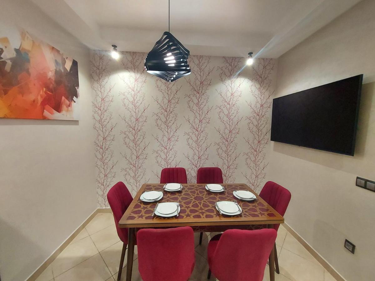 Modern Apartment Opposite The Hassan2 Mosque, Very Well Equipped And Stylish, 85 M2 With Gym And Direct Sea View With Underground Garage , Prohibits Unmarried Couples Of Arab Origin 카사블랑카 외부 사진