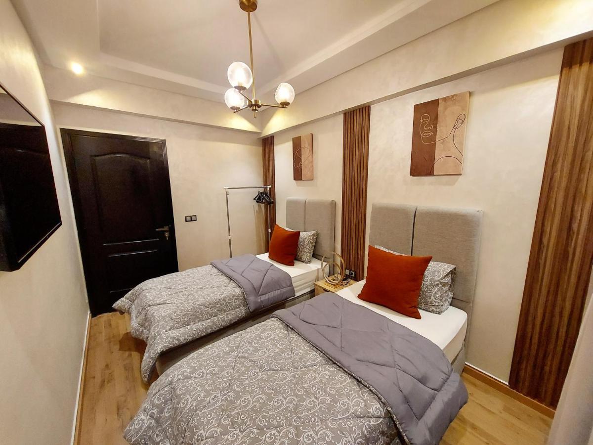 Modern Apartment Opposite The Hassan2 Mosque, Very Well Equipped And Stylish, 85 M2 With Gym And Direct Sea View With Underground Garage , Prohibits Unmarried Couples Of Arab Origin 카사블랑카 외부 사진