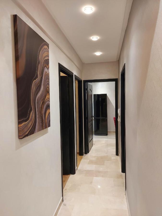 Modern Apartment Opposite The Hassan2 Mosque, Very Well Equipped And Stylish, 85 M2 With Gym And Direct Sea View With Underground Garage , Prohibits Unmarried Couples Of Arab Origin 카사블랑카 외부 사진