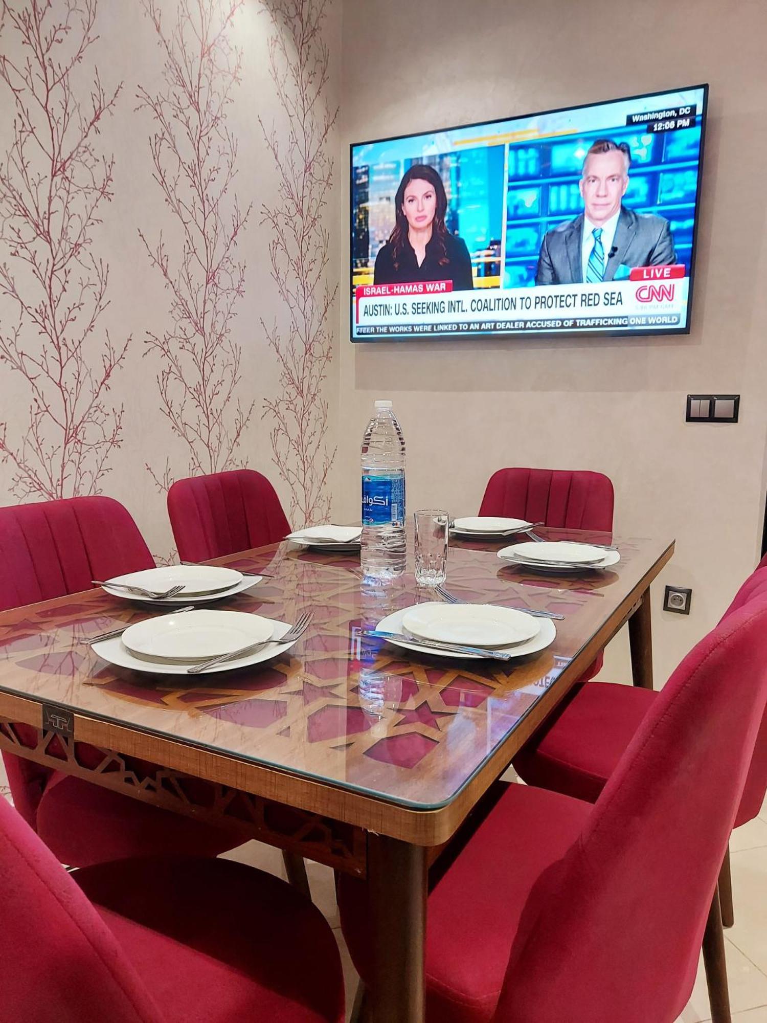 Modern Apartment Opposite The Hassan2 Mosque, Very Well Equipped And Stylish, 85 M2 With Gym And Direct Sea View With Underground Garage , Prohibits Unmarried Couples Of Arab Origin 카사블랑카 외부 사진