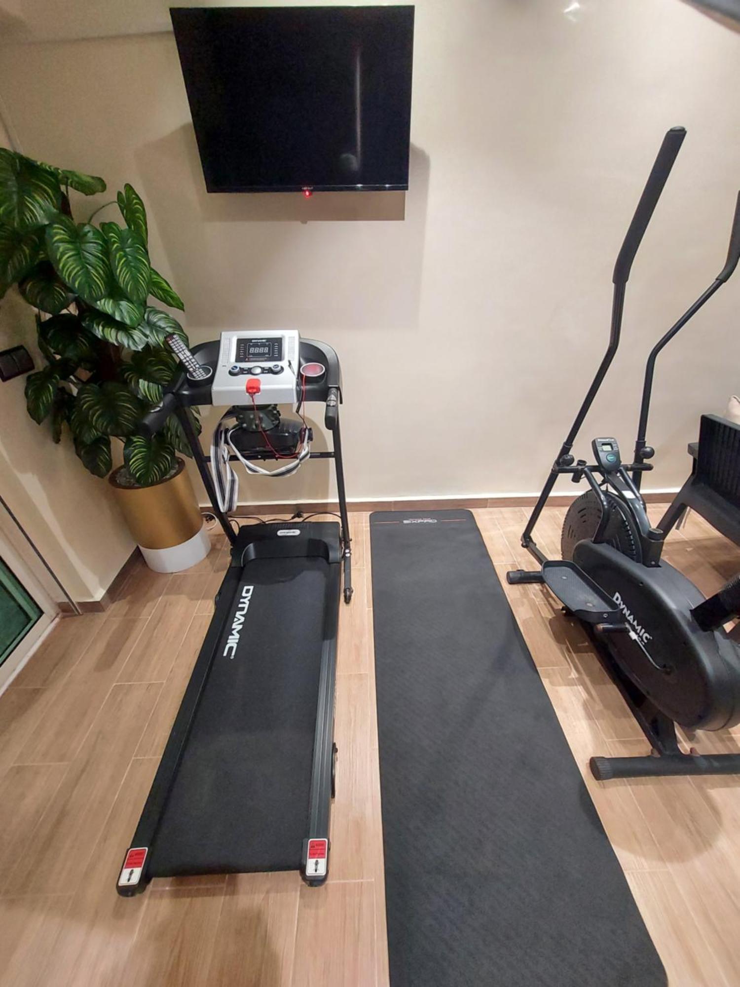 Modern Apartment Opposite The Hassan2 Mosque, Very Well Equipped And Stylish, 85 M2 With Gym And Direct Sea View With Underground Garage , Prohibits Unmarried Couples Of Arab Origin 카사블랑카 외부 사진