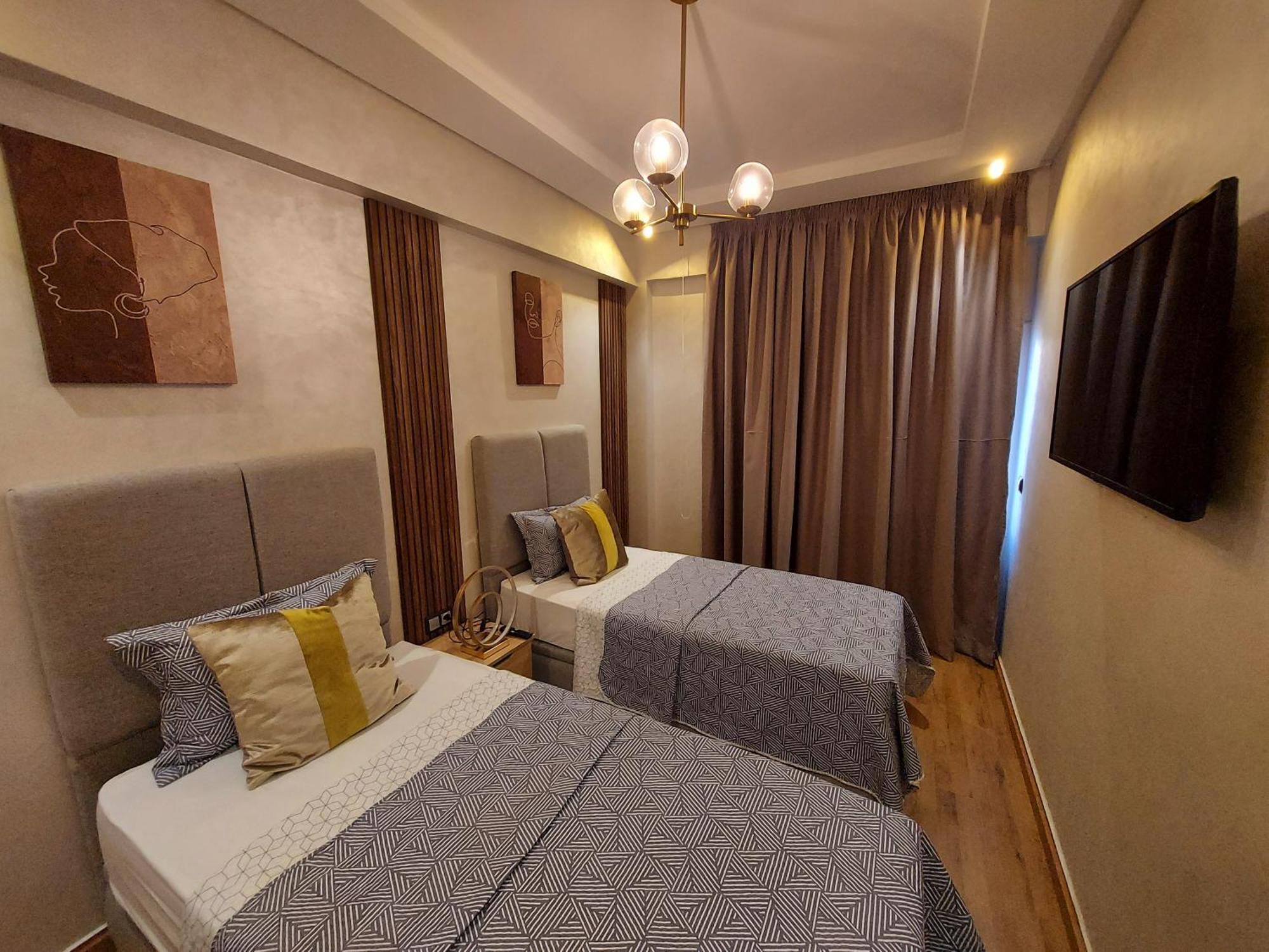 Modern Apartment Opposite The Hassan2 Mosque, Very Well Equipped And Stylish, 85 M2 With Gym And Direct Sea View With Underground Garage , Prohibits Unmarried Couples Of Arab Origin 카사블랑카 외부 사진